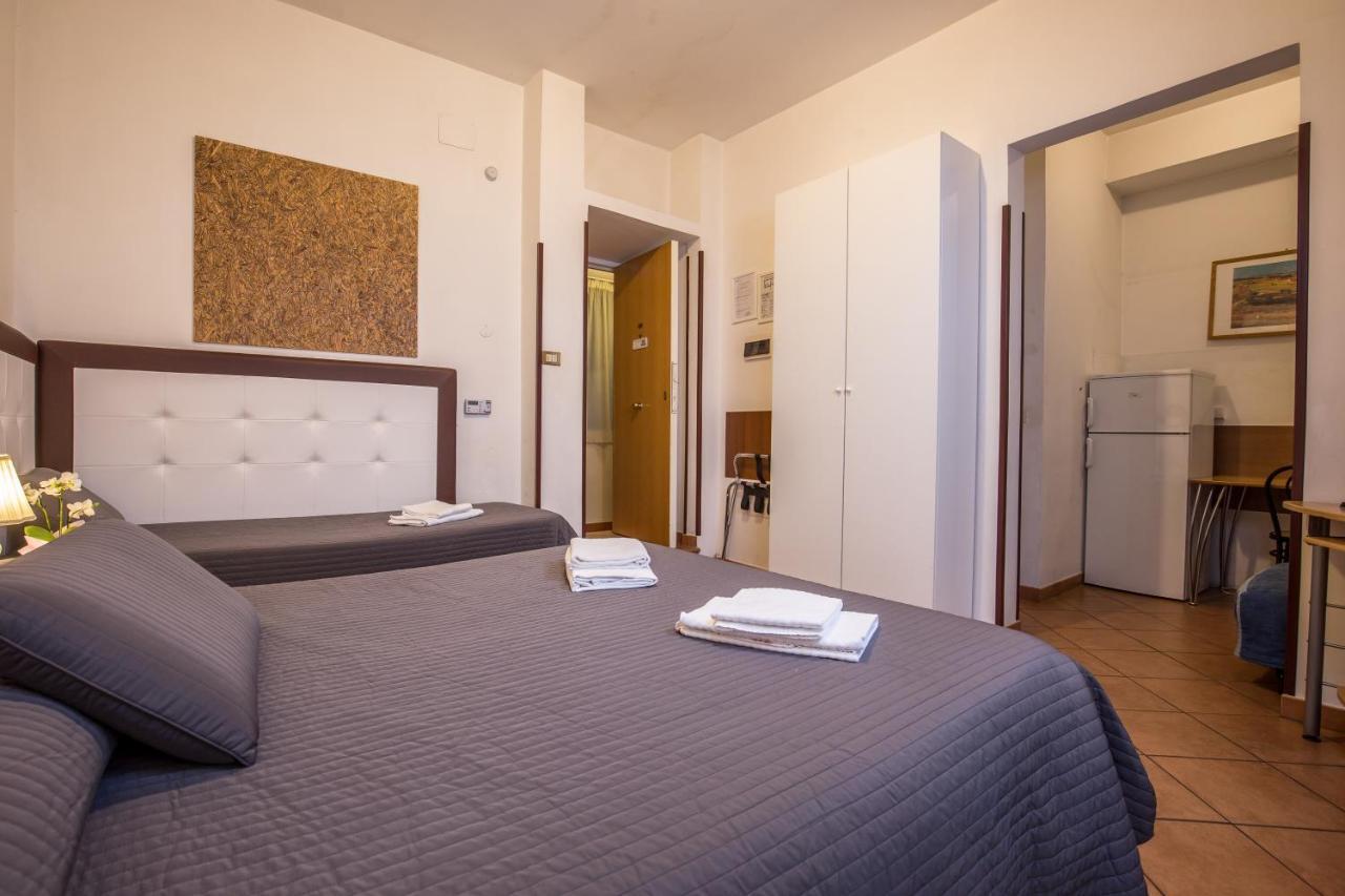 Minihotel Azzurra Rome Bagian luar foto